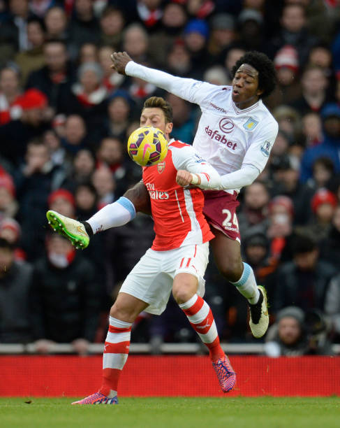 通过紧密的 通过紧密的