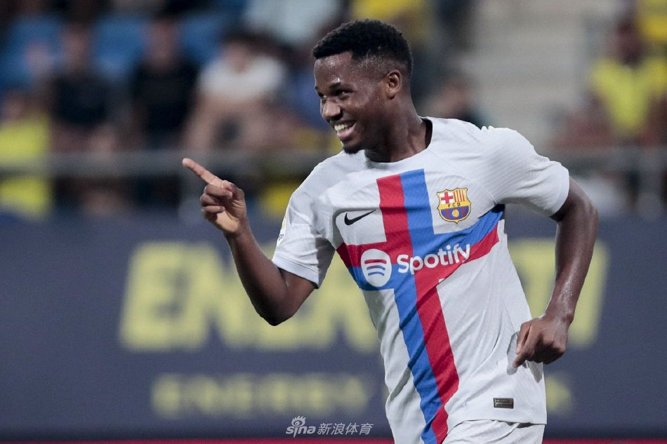 乐部与球员 乐部与球员